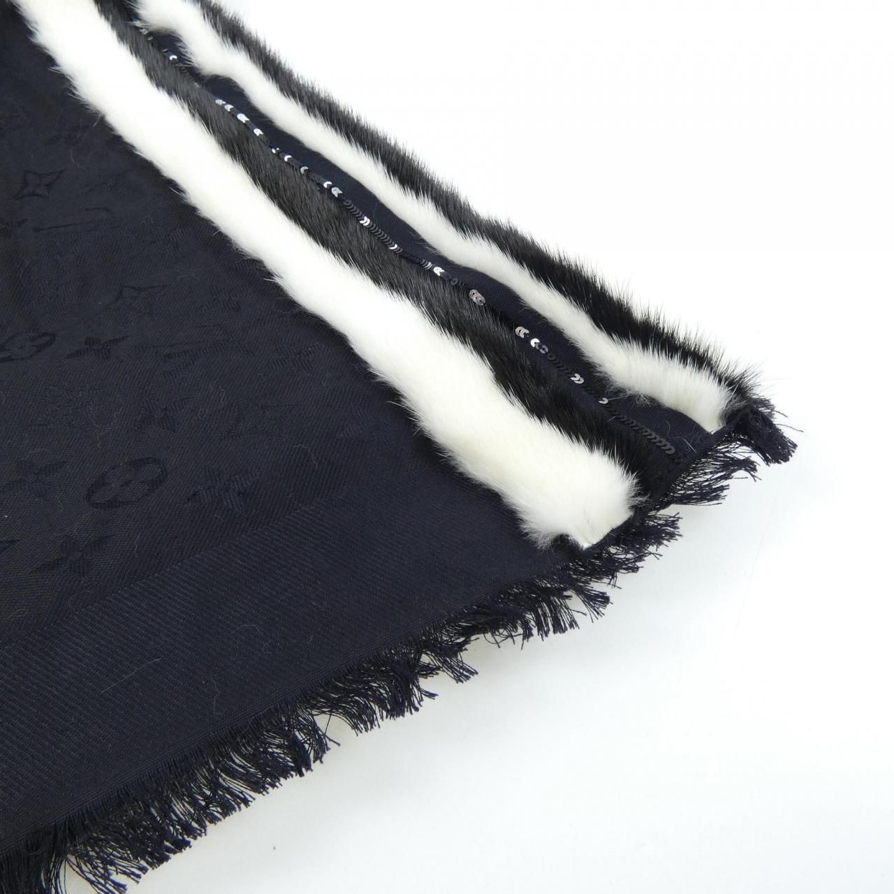 ルイヴィトン LOUIS VUITTON ショール モノグラム ウインターパーティー M 74352