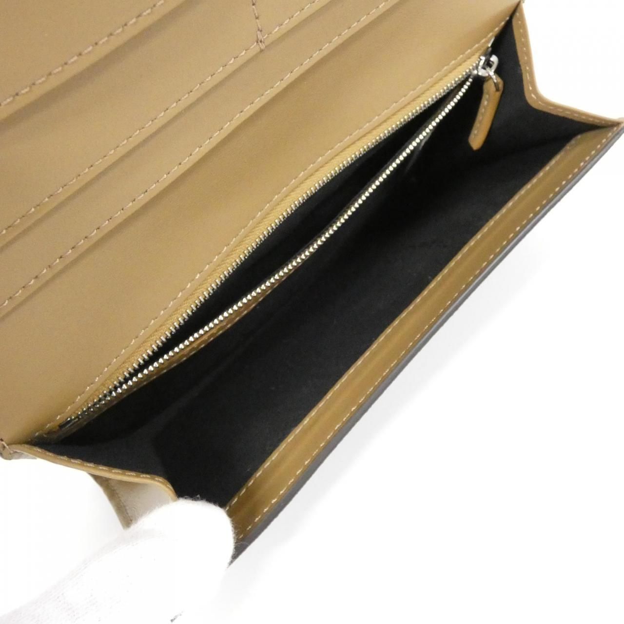  フェンディ 7 M 0264 AJF 8 財布 その他 小物