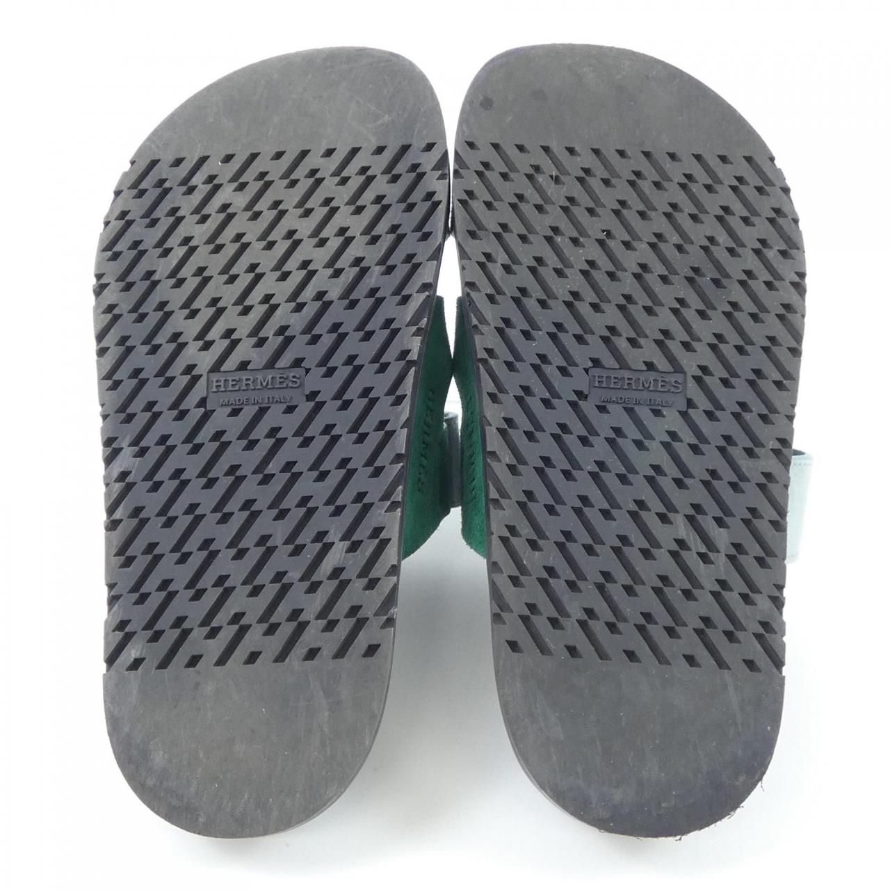 CHYPRE テクノサンダル