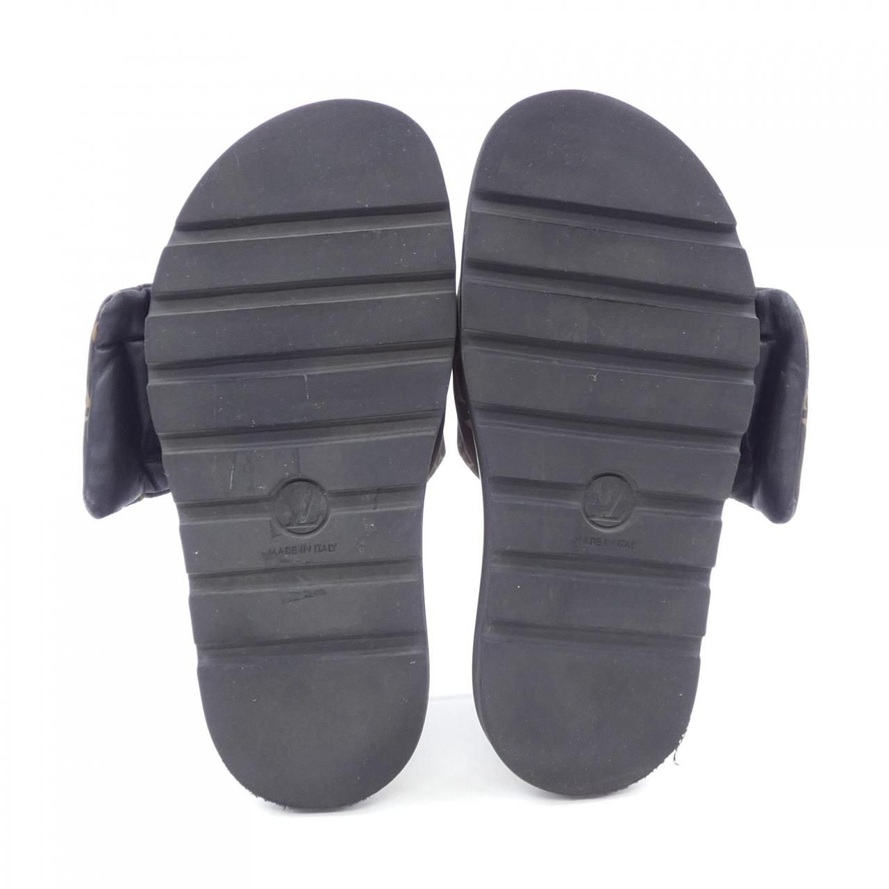 プールピローライン