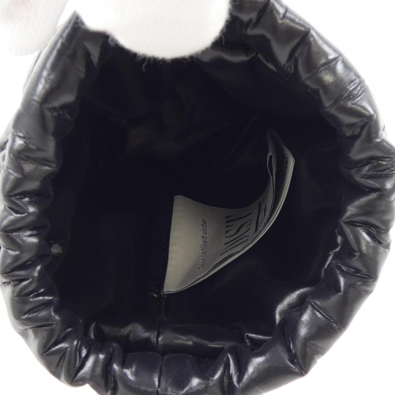 モンクレール MONCLER