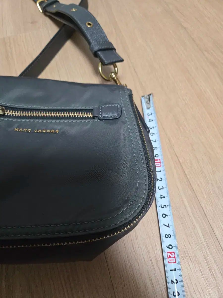 マークジェイコブス クロスバック