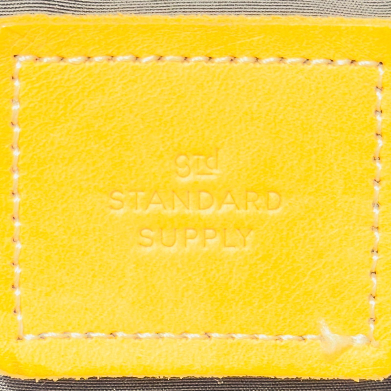 ナイロン レザー