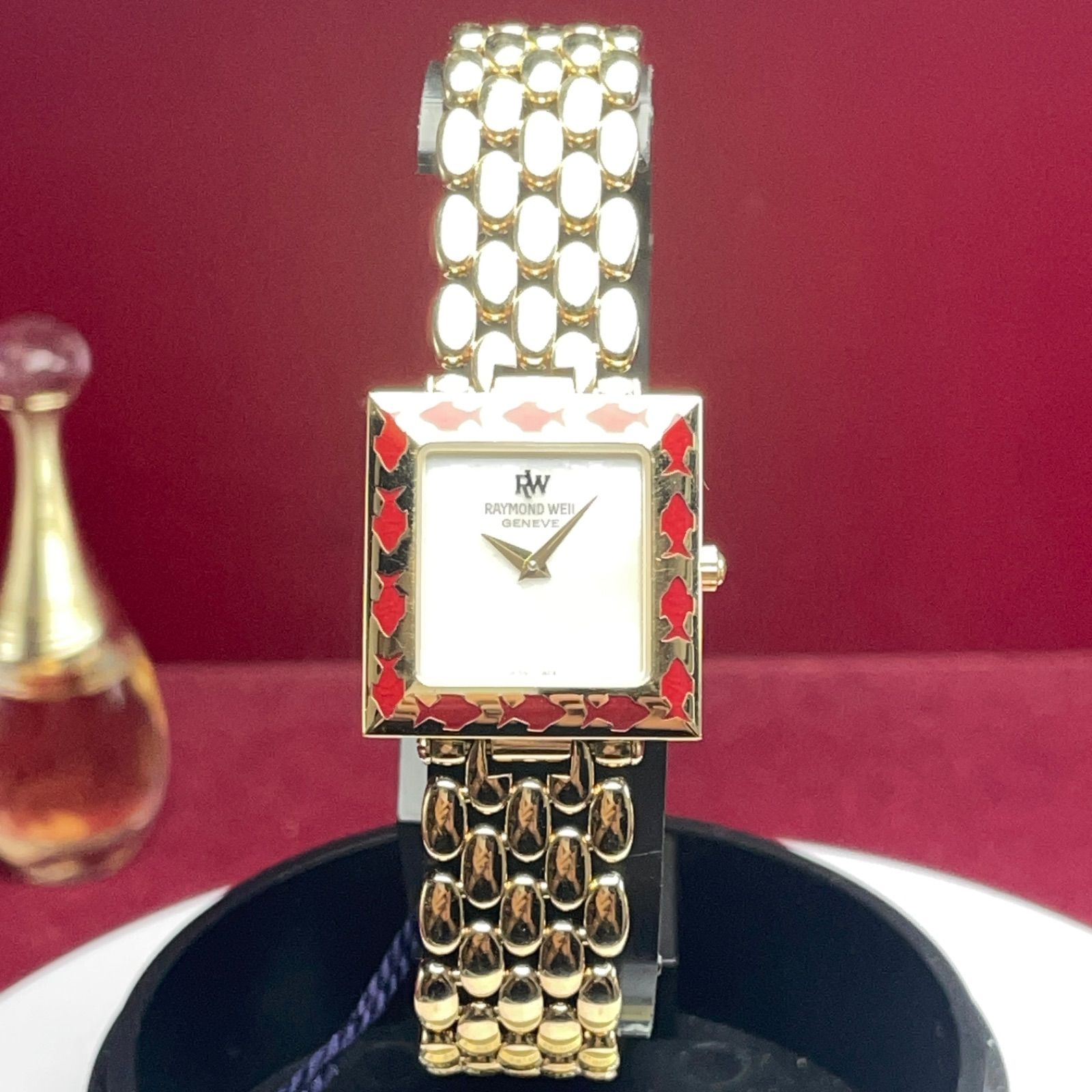 スクエア ゴールド