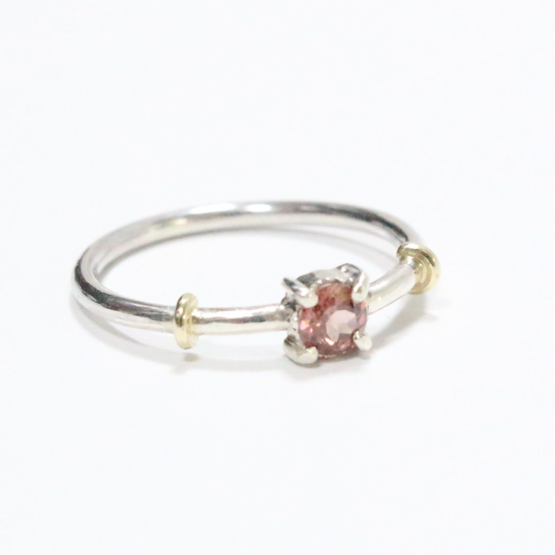 哀愁漂うキラキラ！レッドブラウン色のジルコンK10小ワッカシルバーリング11号 哀愁漂うキラキラ！レッドブラウン色のジルコンK10小ワッカシルバー