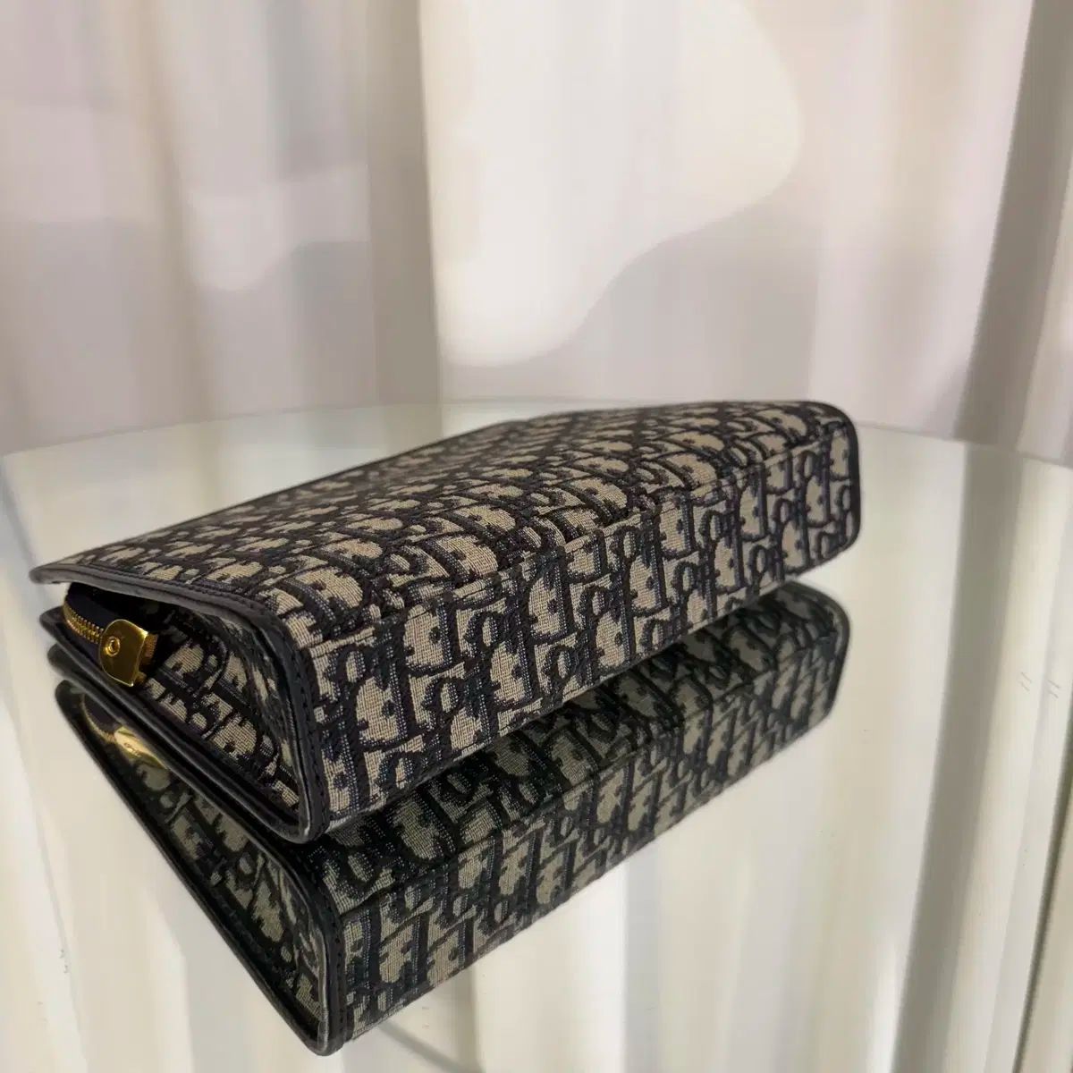 ディオール オブリーク