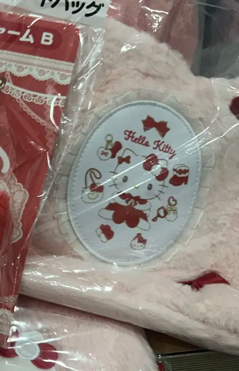 サンリオ ハローキティ 冬 クージー 3番 3等 トートバッグ