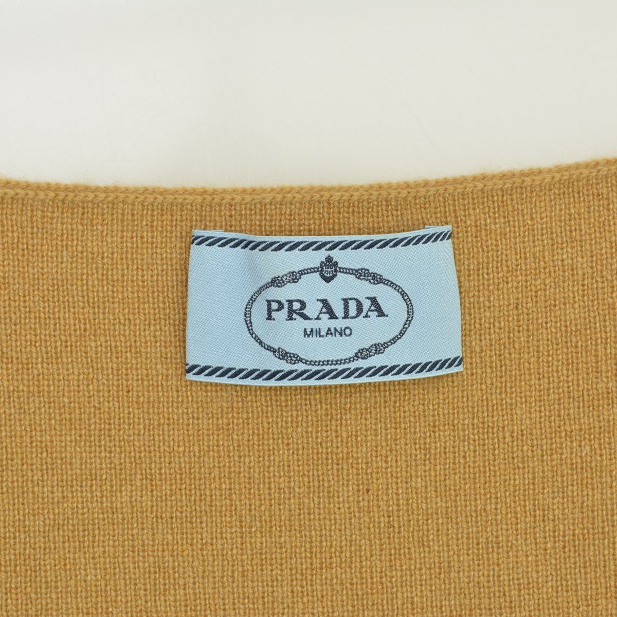  PRADA P 29898 S 202 1 W 5 カシミヤ Vネックノースリーブニット ノースリーブ ニット セーター
