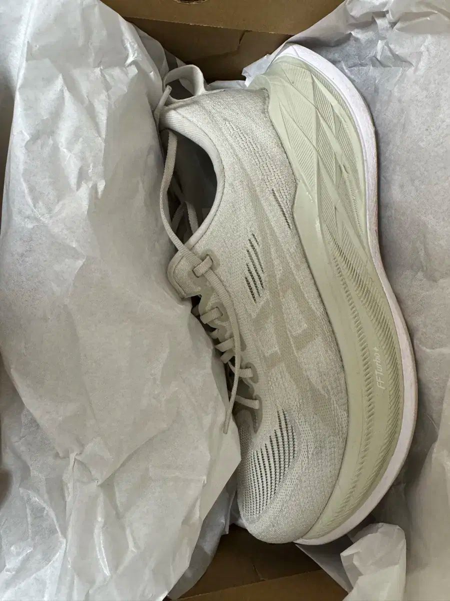 シューウルトラ 2 260 SEOUL ソウル レース Tシャツ 100サイズ 사은품