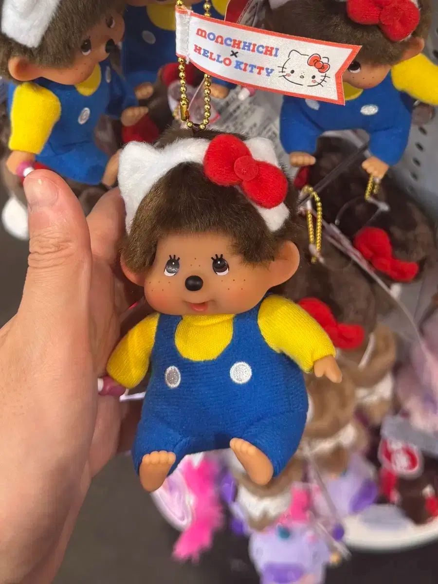 モンチッチ x ハローキティ キーホルダー