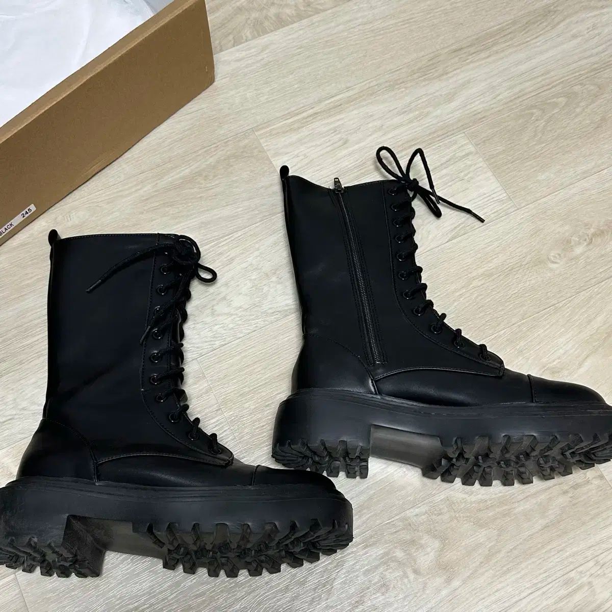 軽量 ミドル 厚底 ウォーカーブーツ ブラック 245