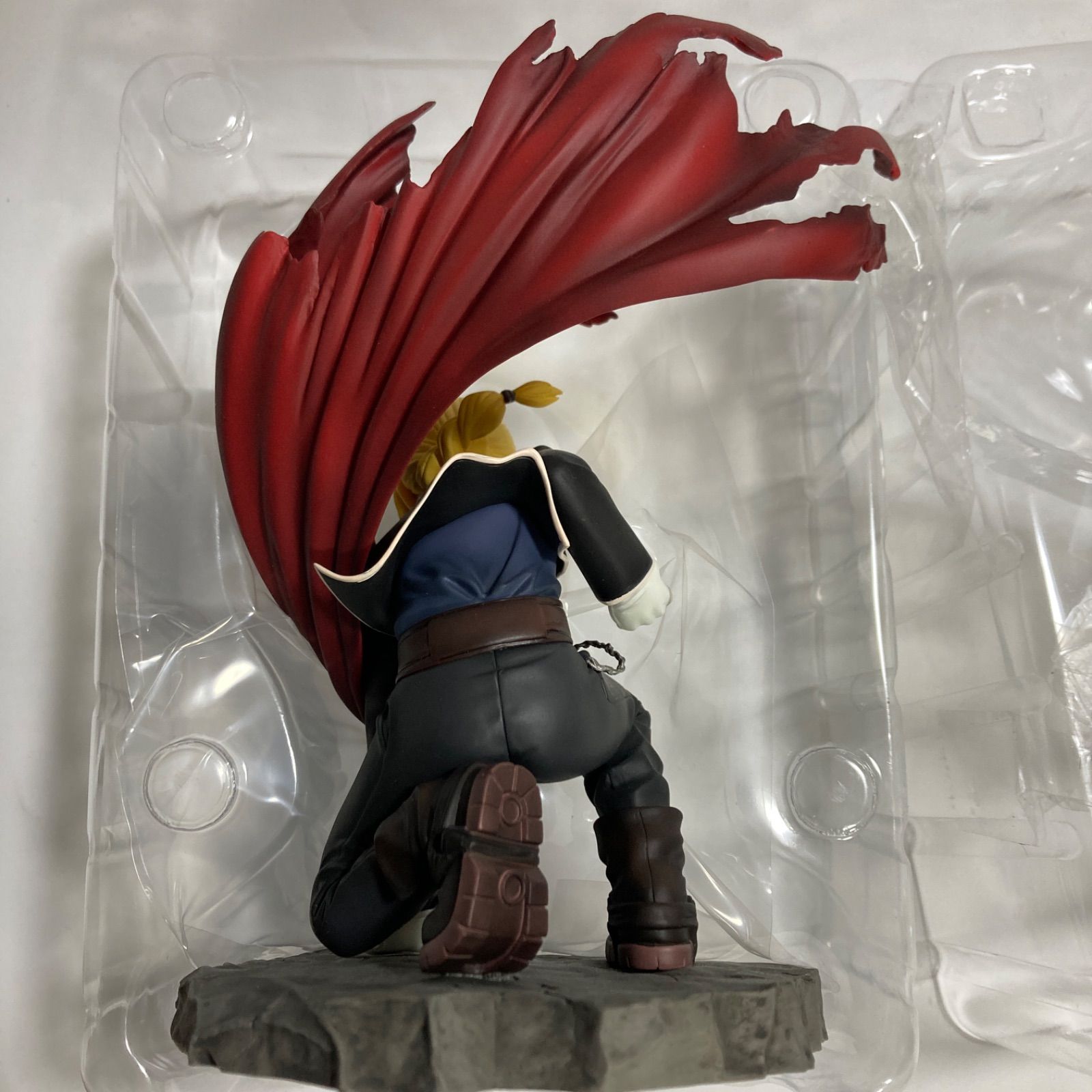 鋼の錬金術師 エドワード・エルリック 1/8スケールフィギュア 鋼の錬金術師 ARTFX J エドワード・エルリック1/8スケールフィギュア