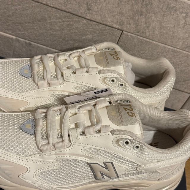  ML 725 CH クリーム オフホワイト ベージュ 24.5 cm ニュー ンス スニーカー 靴