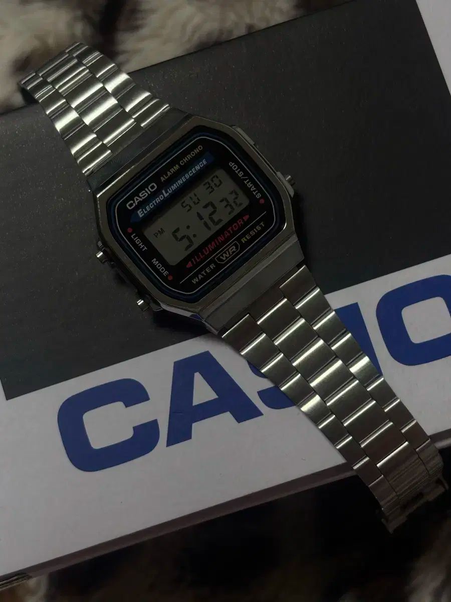 CASIO カシオ A-168WA-1UWD 최립우
