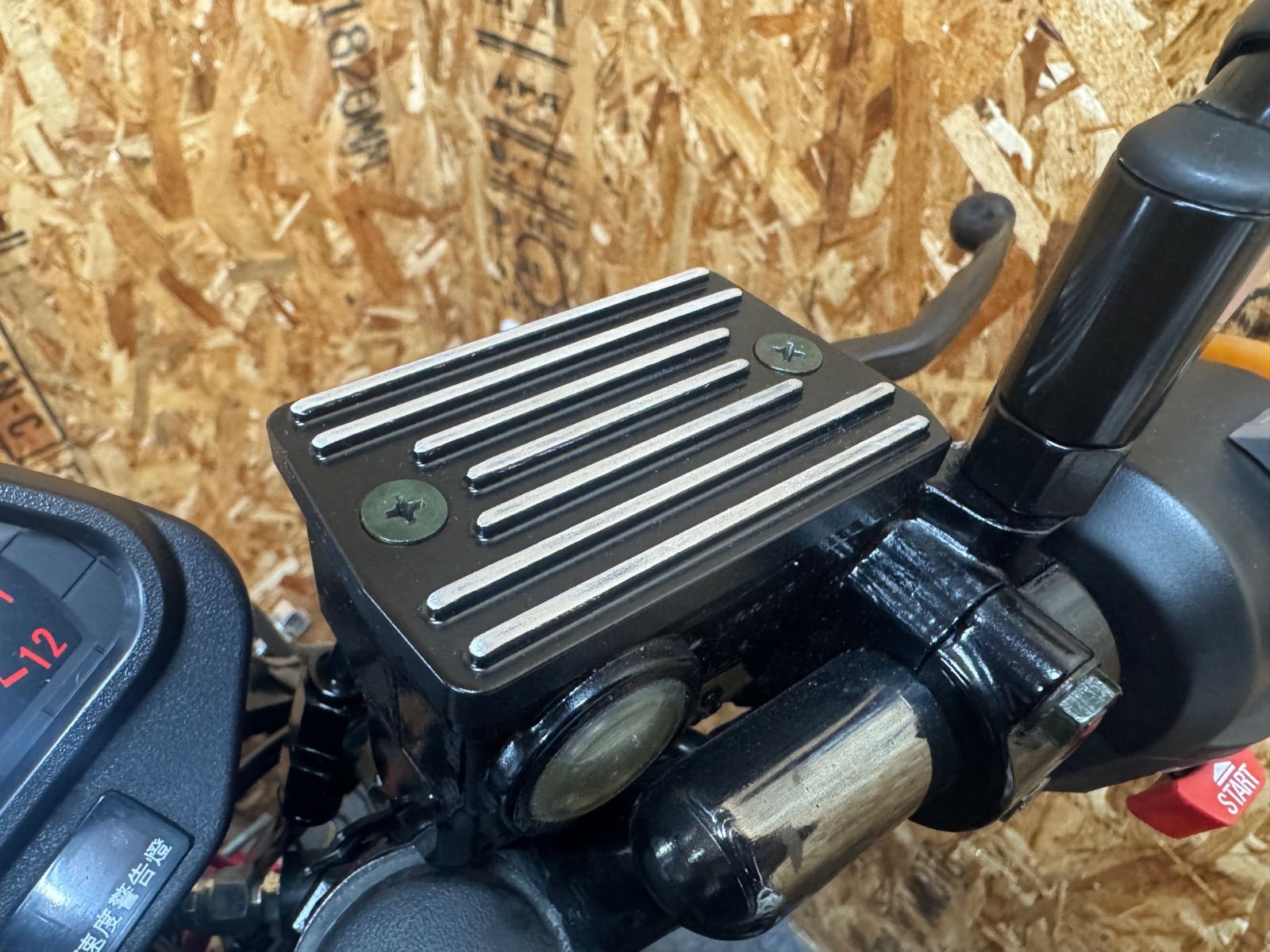 フロントマスターフィンキャップ ペイントver Z400GP 割引 GPz400F等に