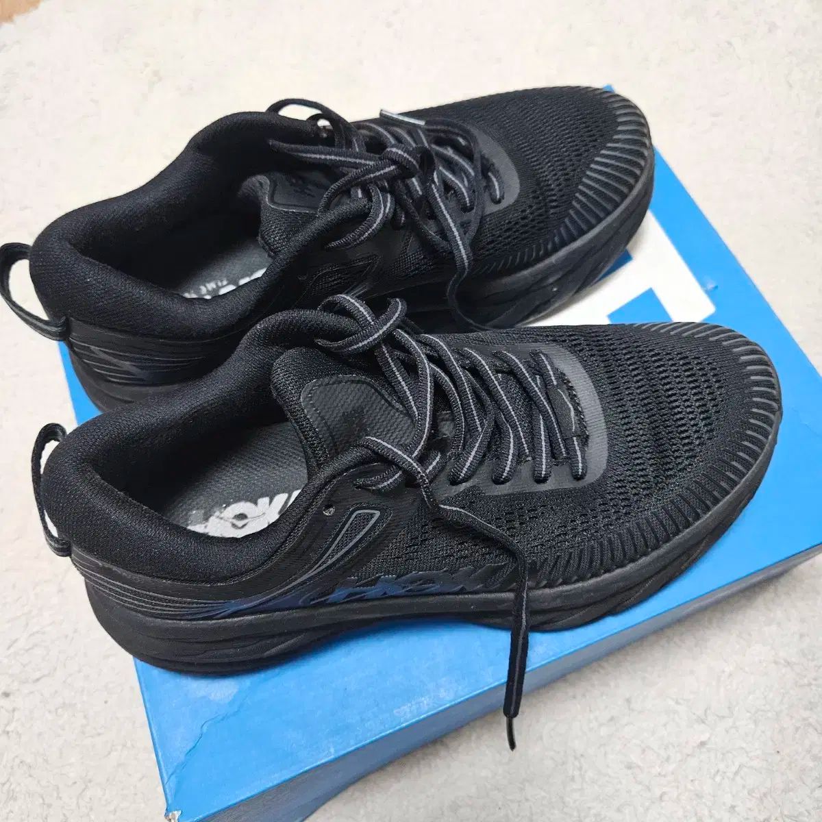 トリプルブラック 235