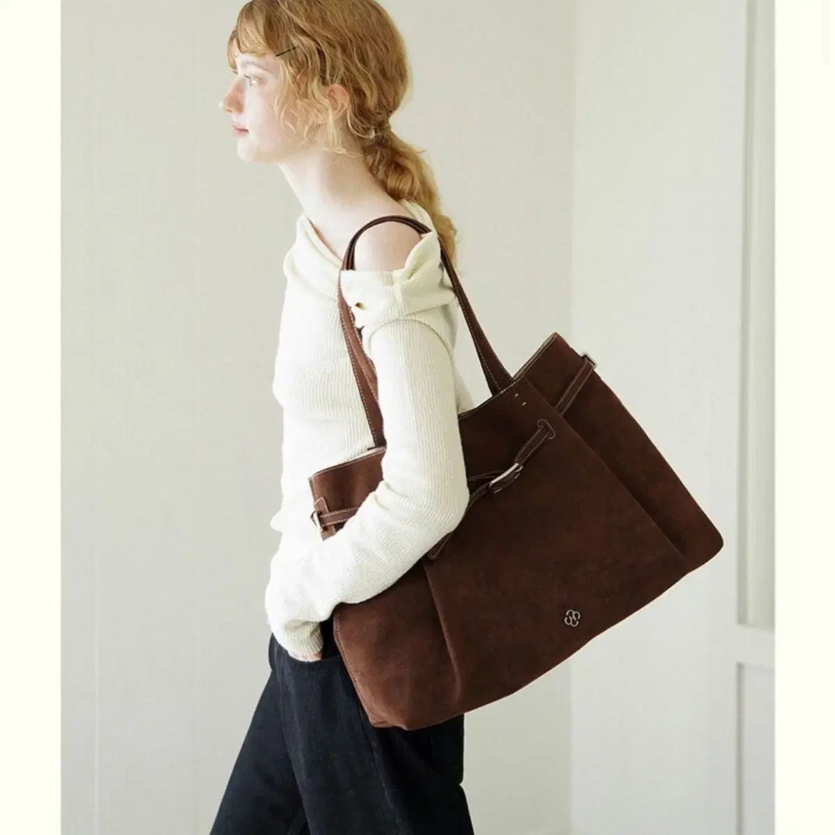ヒアリー フルール スウェード ベルト付きバッグ ブラウン ボブサンバッグ ビッグバッグ トートバッグ ショール