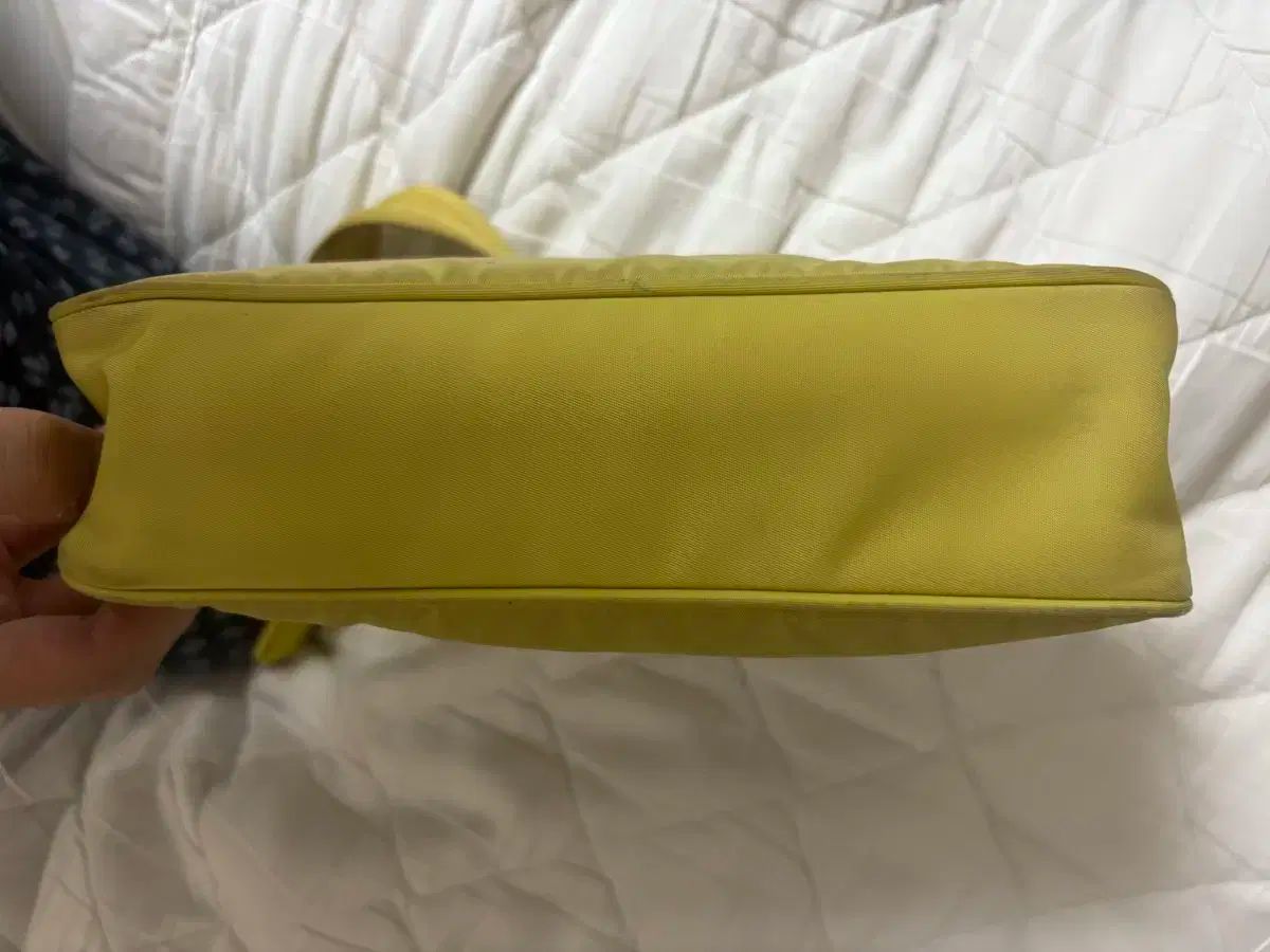 PRADA リーエディション