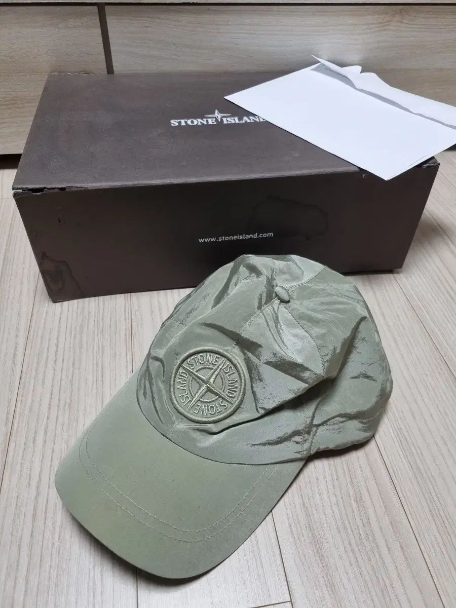 STONE ISLAND ナイロンメタル ベースボールキャップ 帽子