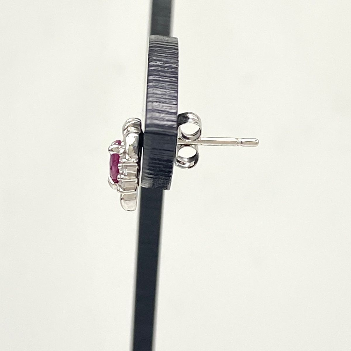 ルビー デザインピアス プラチナ メレダイヤ ピアス Pt 850 ダイヤモンド レディース