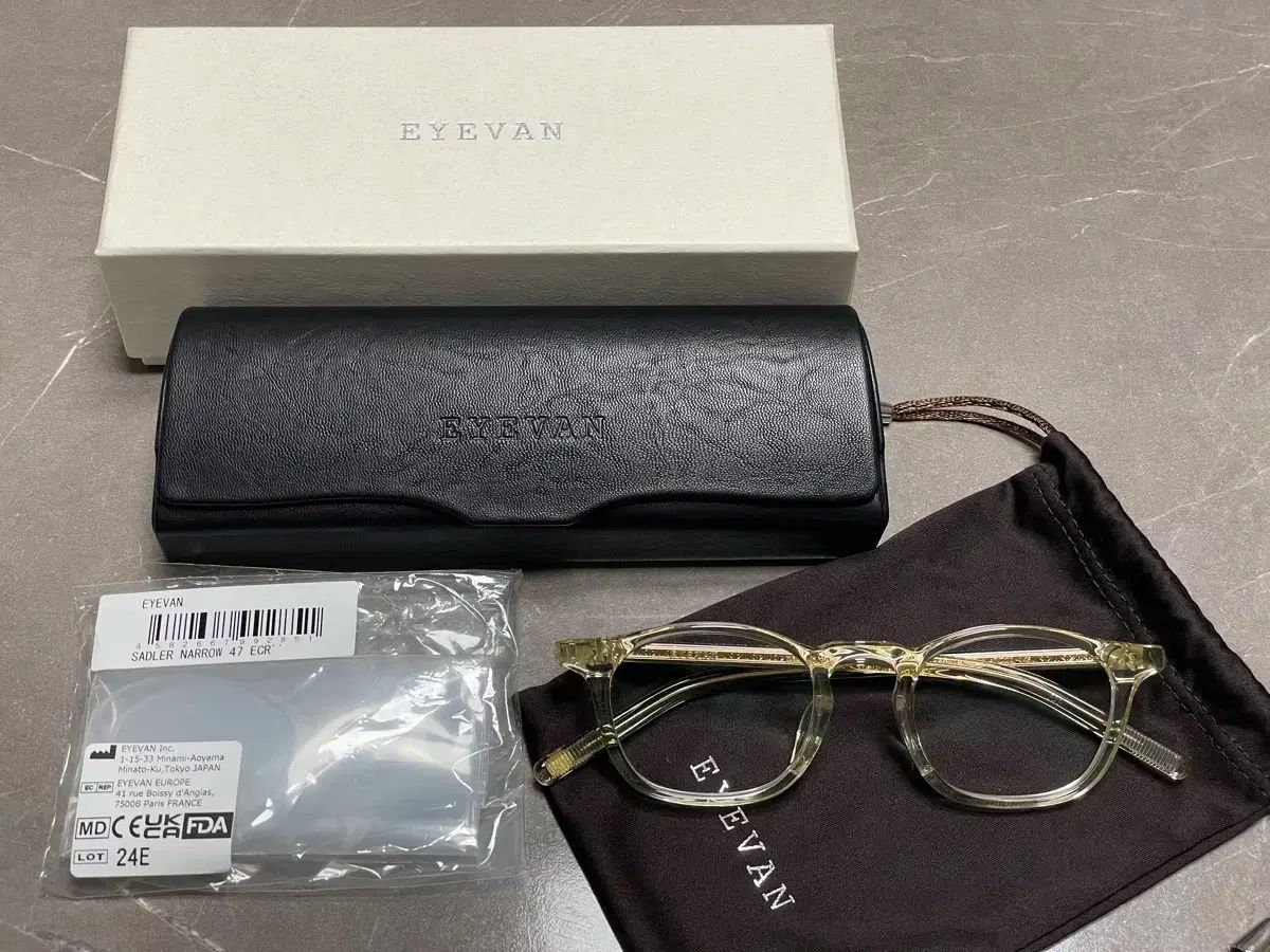 アイ반新サドラーナロー47-22 ECR