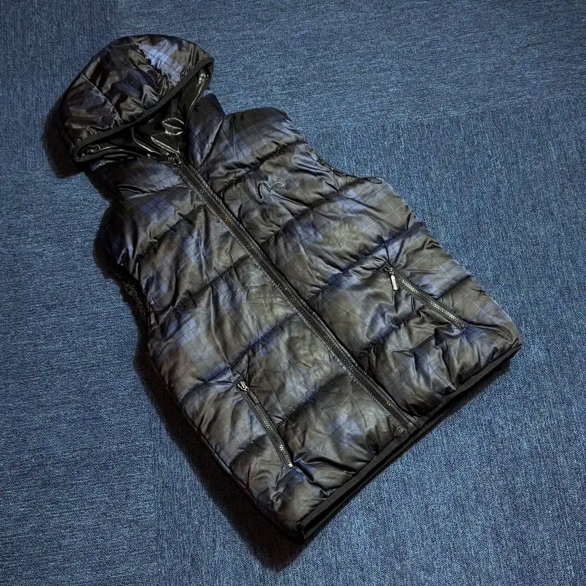 EVISU エヴィス フード ダウン ベスト CHECK