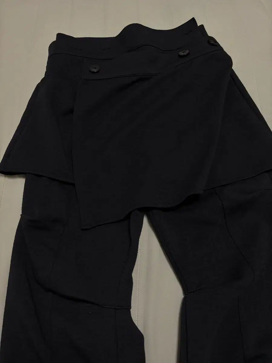 OJOS ラブ オーバ タック パンツ S