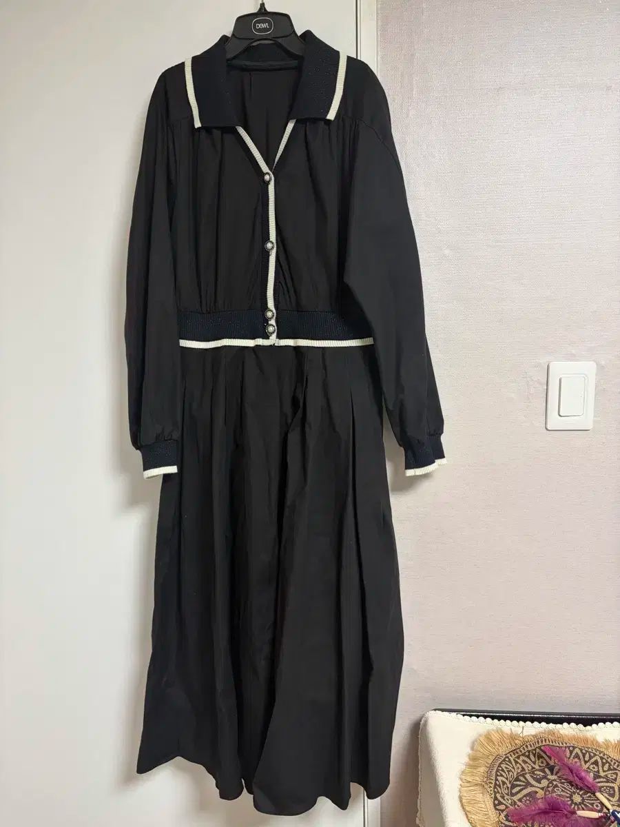 ブラック ロング丈ワンピース 66 サイズ