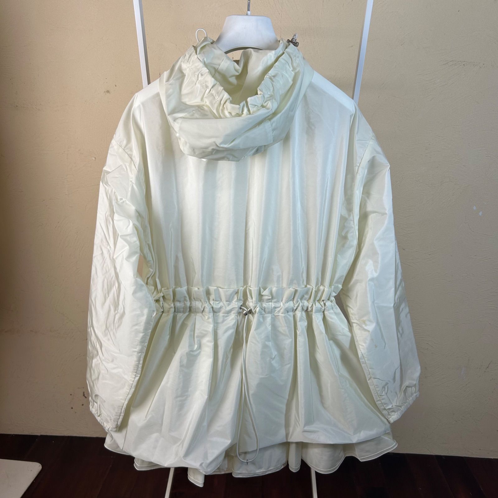 MONCLER モンクレールWETEナイロンジャケットパーカー白系0