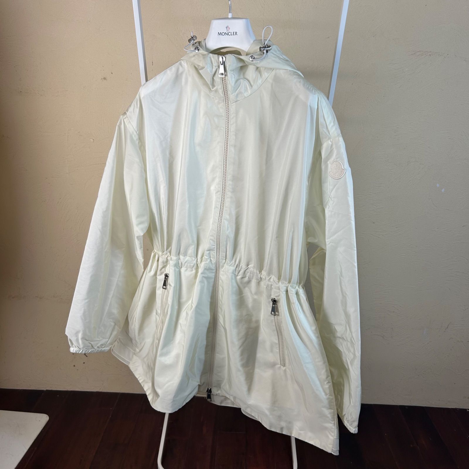 MONCLER モンクレールWETEナイロンジャケットパーカー白系0