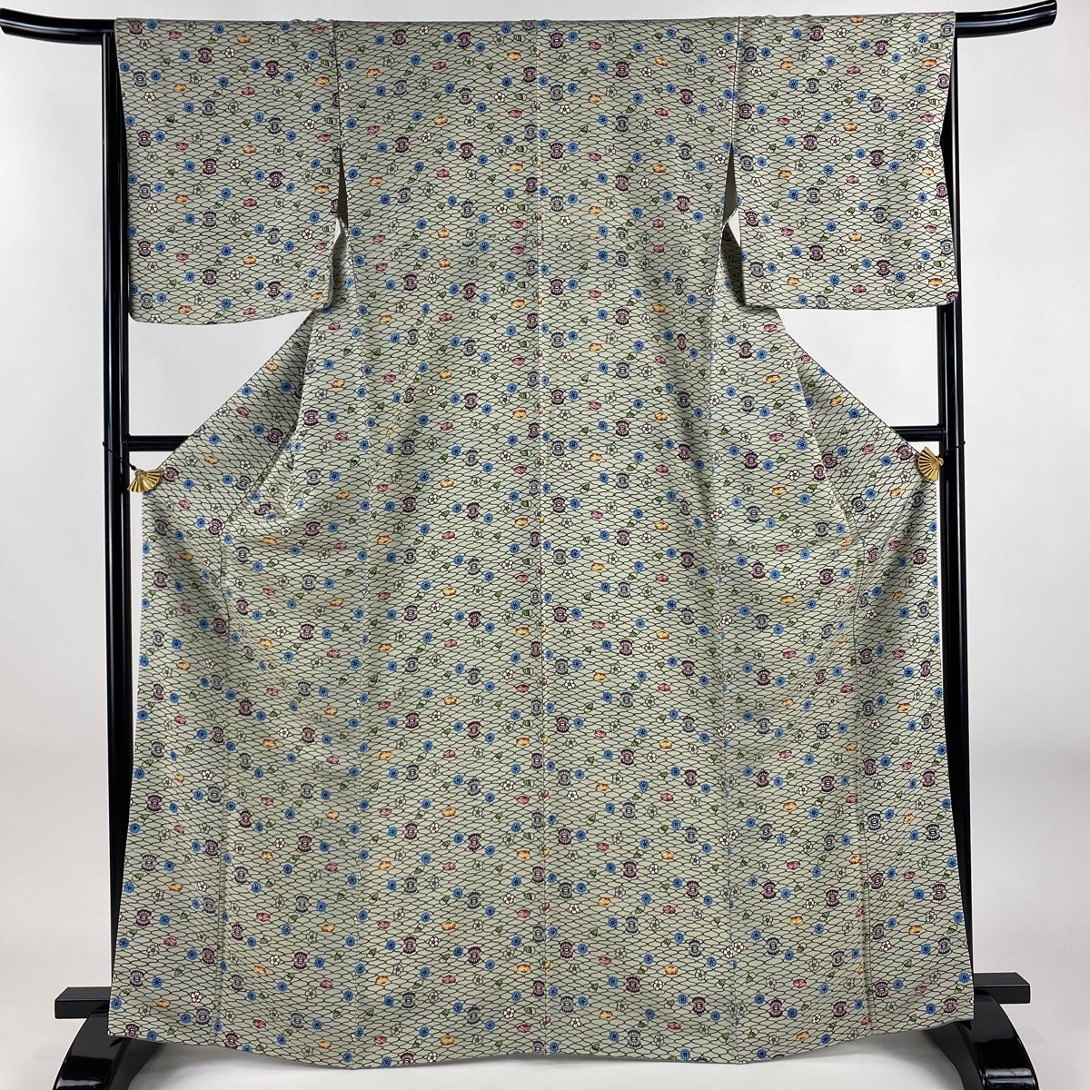 小紋 身丈166.5 cm 裄丈66 M 袷 網目 花 薄緑 正絹