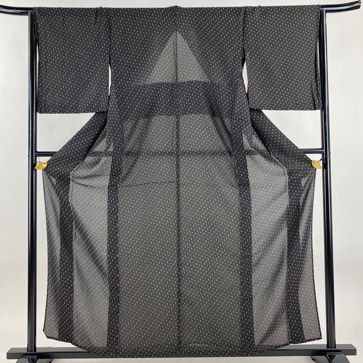 お召 身丈159.5 cm 裄丈64 M 薄物 やまと 幾何学模様 墨色 正絹