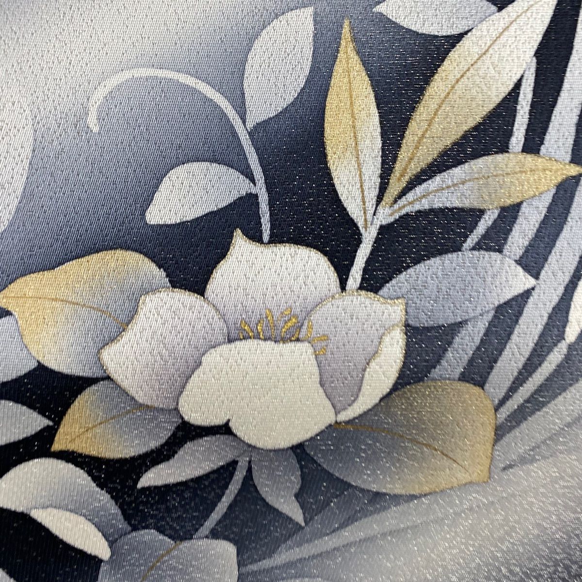 袋帯 秀品 落款 枝花 銀通し 金銀彩 墨色 お太鼓柄 正絹