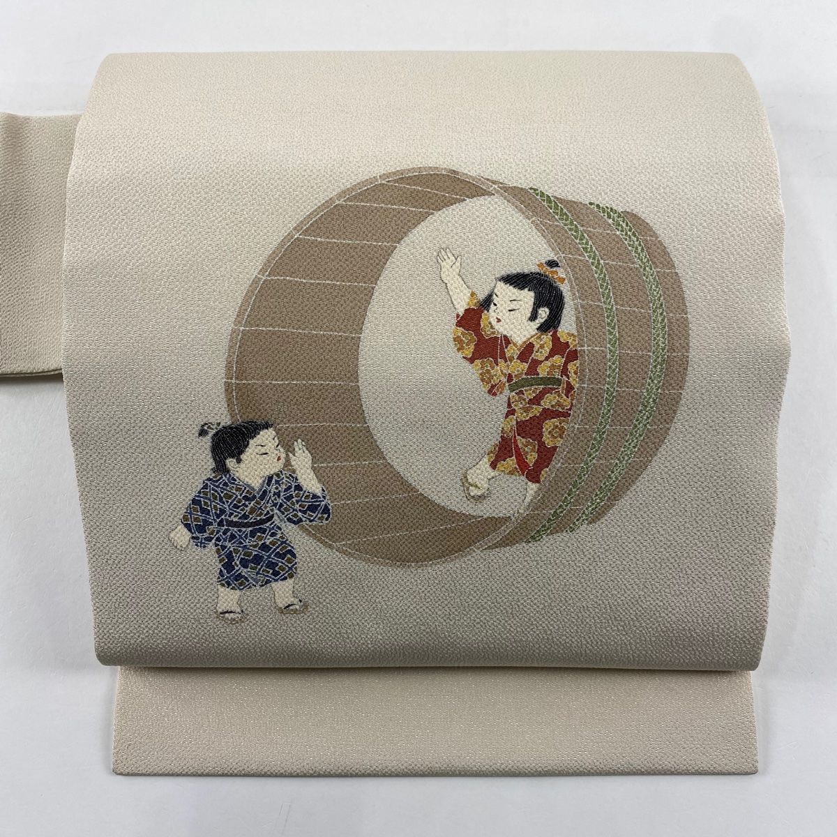 名古屋帯 秀品 関口遼一 落款 童 縮緬 クリーム 正絹
