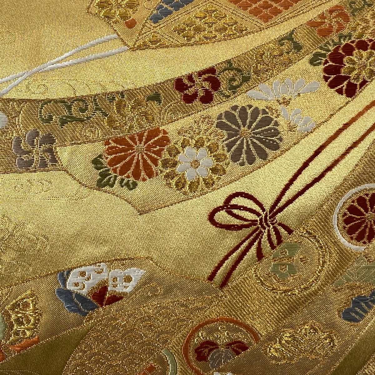 袋帯 秀品 熨斗 桐 金糸 刺繍 金色 六通 正絹