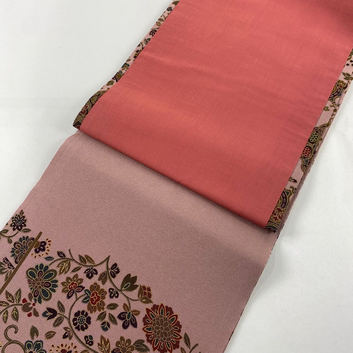  開き名古屋帯 秀品 向かい鳥 花唐草 縮緬 金彩 赤紫 正絹 名古屋帯 帯