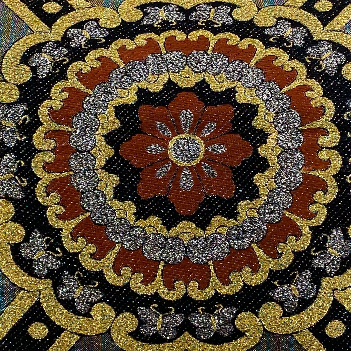 袋帯 秀品 華文 幾何学 箔 金色 六通 正絹