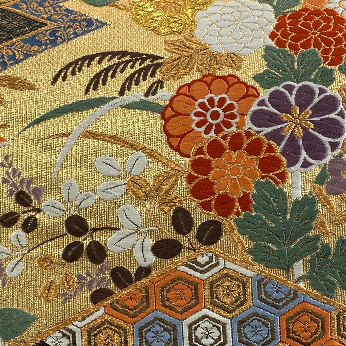 袋帯 秀品 松皮取菊豊文 関西仕立て 草花 蝶 唐織 金糸 黒 六通 正絹