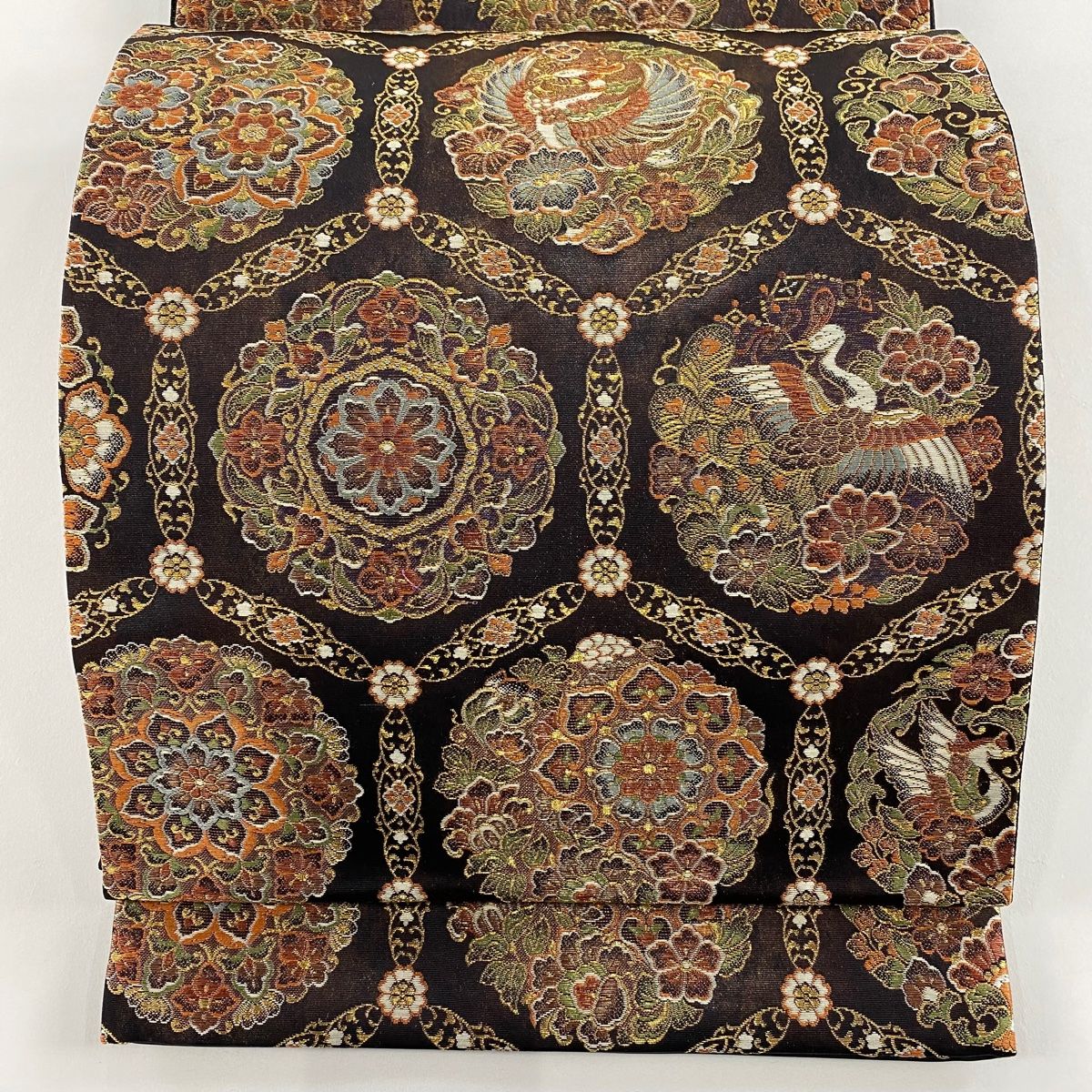 袋帯 秀品 亀甲取正倉華紋 花鳥 金糸 箔 焦茶色 六通 正絹