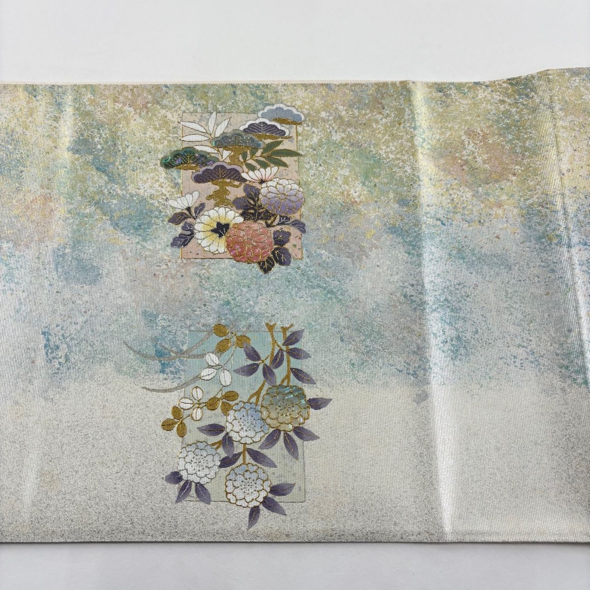 R8SK279 袋帯 螺鈿細工 蝶文 草花 花唐草 豪華 メタリック 六通柄 袋帯 美品 名品 華文 草花 金銀彩 螺鈿 青紫 お太鼓柄 正絹 【中古