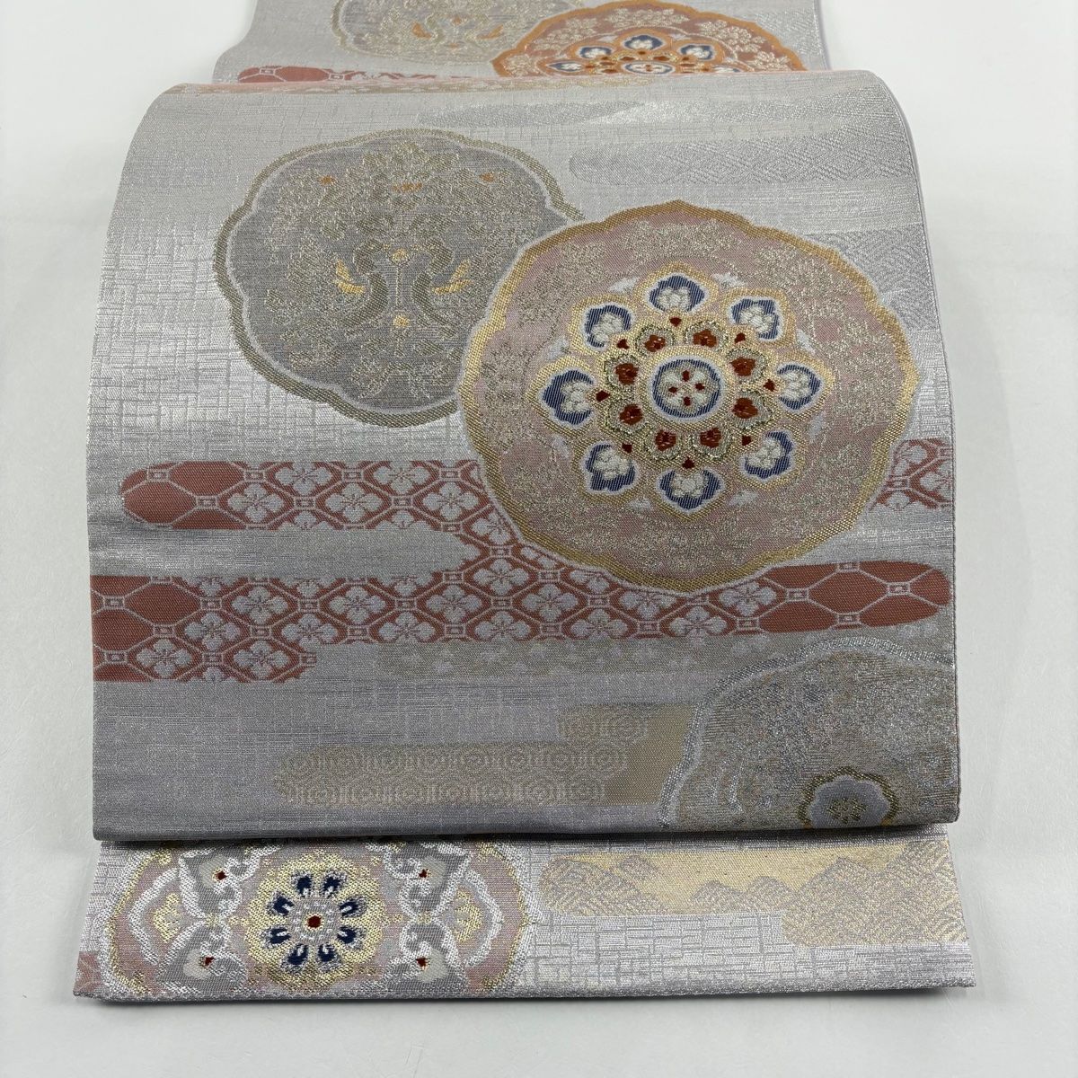 袋帯 秀品 関西仕立て 華文 ヱ霞 金銀糸 箔 銀色 六通 正絹