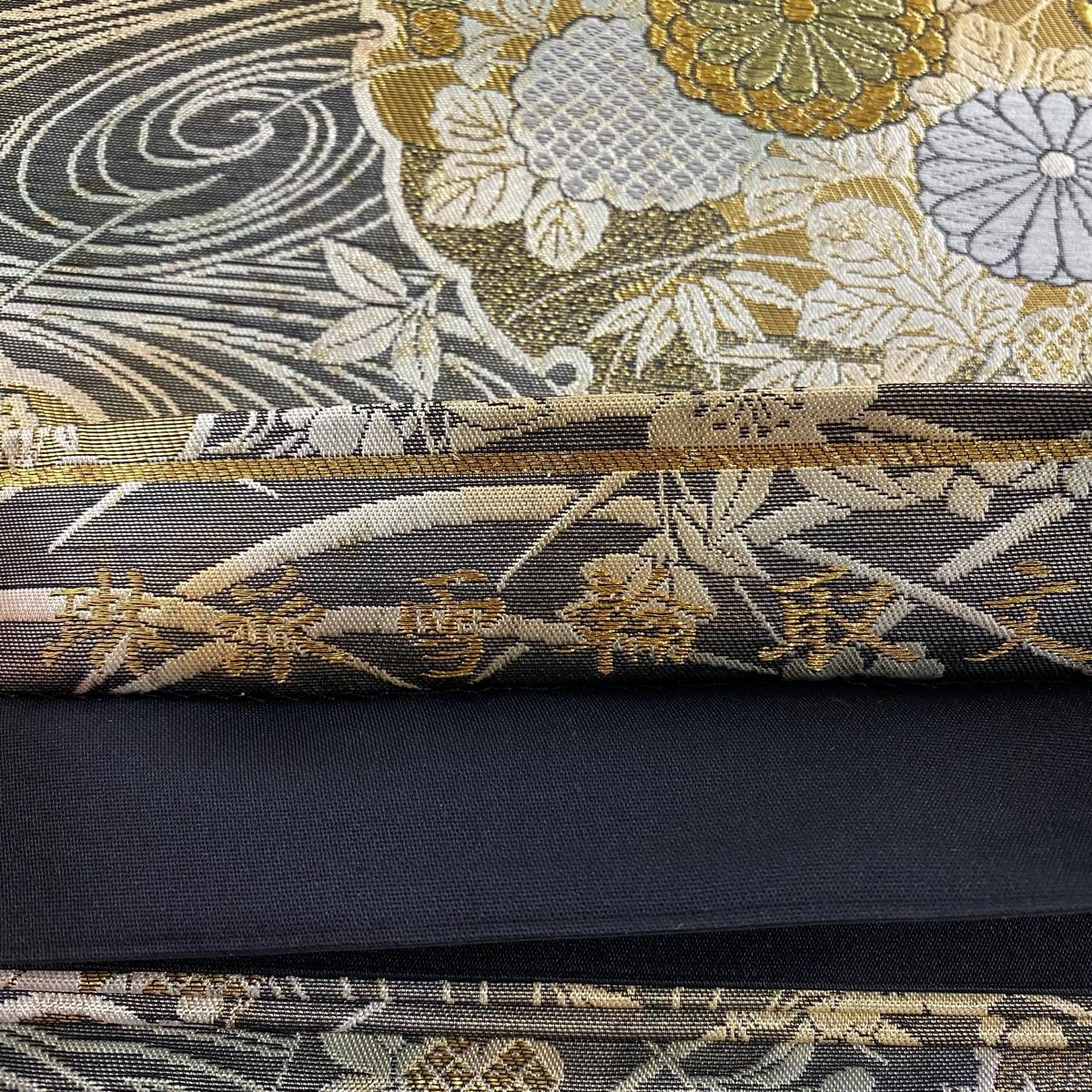 袋帯 秀品 琳派雪輪取文 流水 箔 唐織 黒灰 六通 正絹
