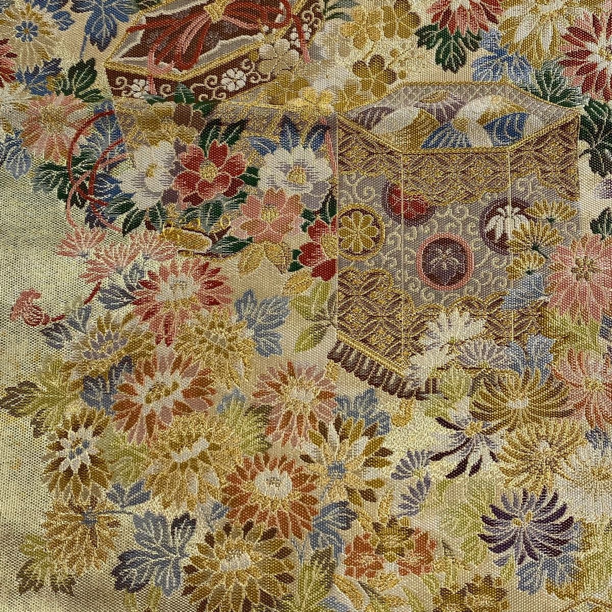 袋帯 秀品 加賀夢想 引箔紹 貝桶 草花 箔 金色 六通 正絹