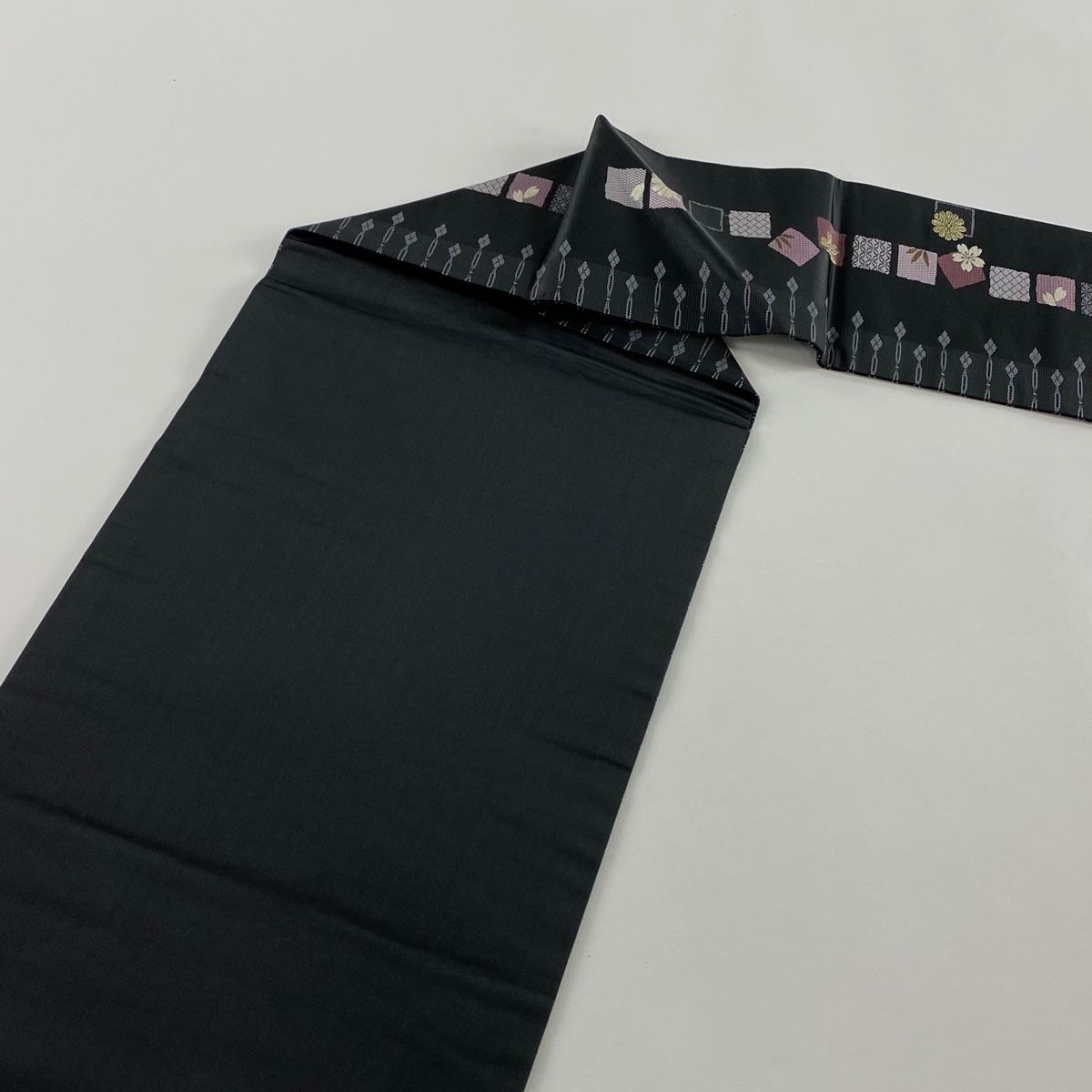  名古屋帯 秀品 菊 桜 金糸 刺繍 黒灰 正絹 名古屋帯 帯