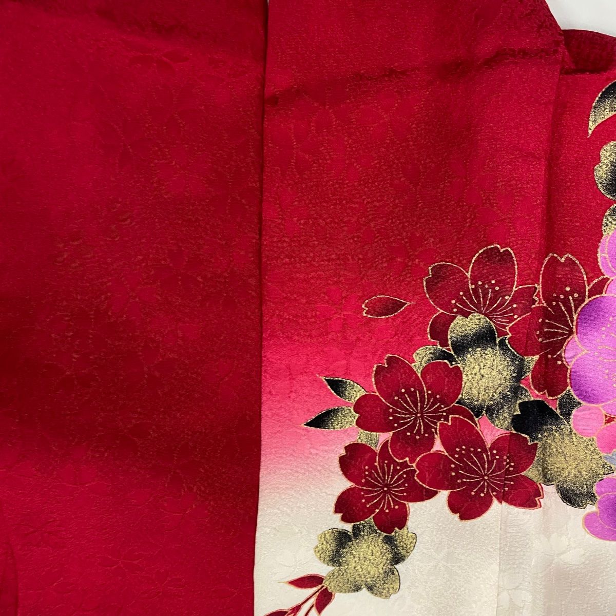  振袖 身丈169.5 cm 裄丈67 M 袷 牡丹 桜 刺繍 金彩 クリーム 正絹 振袖 着物