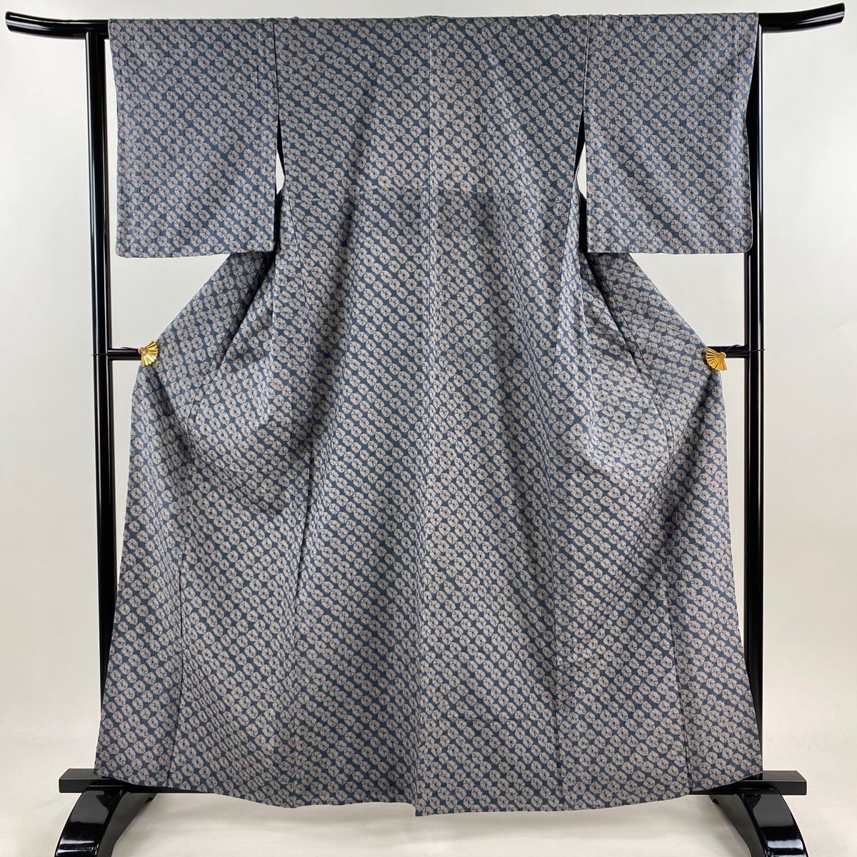 小紋 身丈162 cm 裄丈64 5 M 単衣 紬地 やまと 幾何学模様 絞り 灰色 正絹