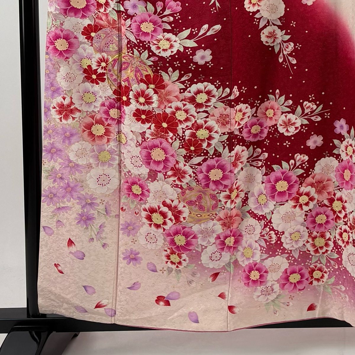 振袖 身丈160 5 cm 裄丈64 M 袷 手鞠 花 銀通し 刺繍 赤 正絹