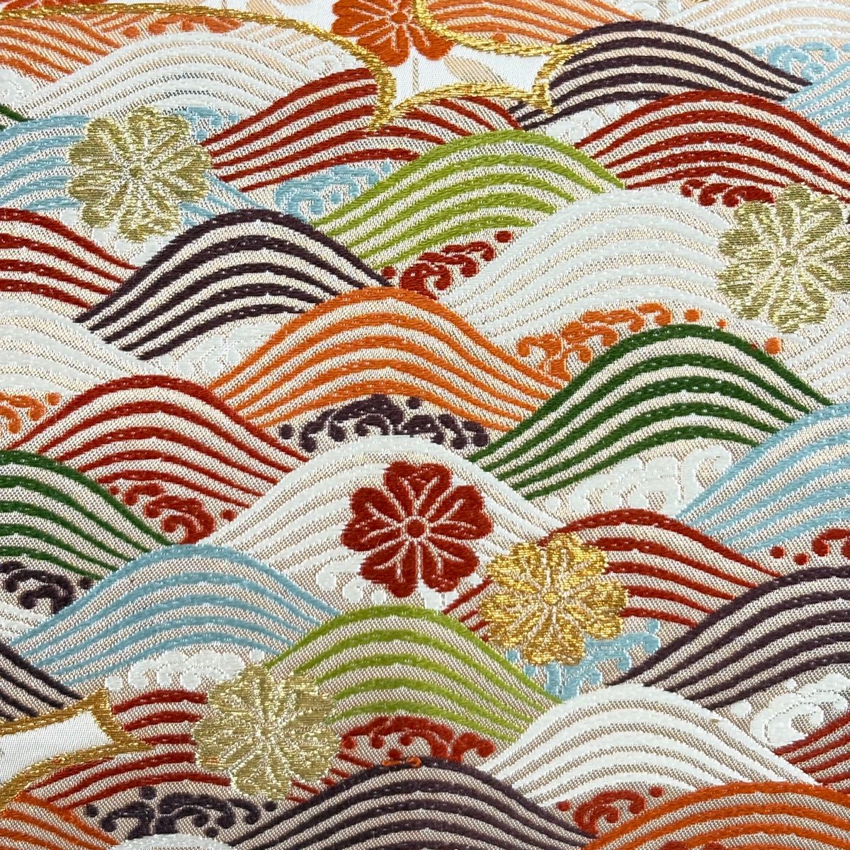 袋帯 河合美術織物 落款 波 枝垂れ桜 金糸 箔 ベージュ 六通 正絹