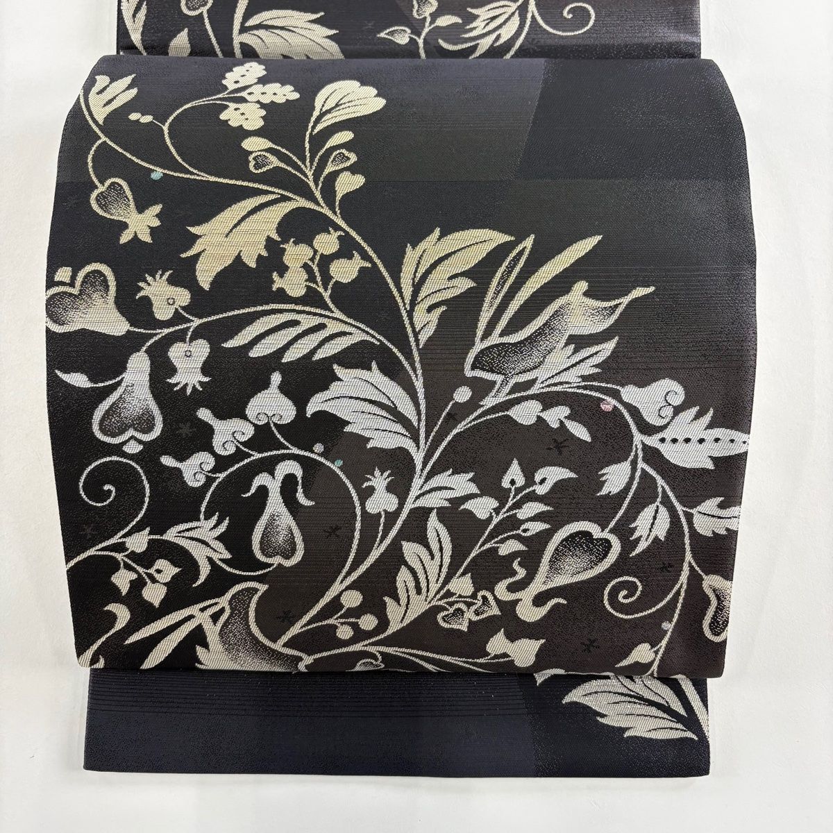 袋帯 花唐草 兎 銀糸 灰紫 全通 正絹