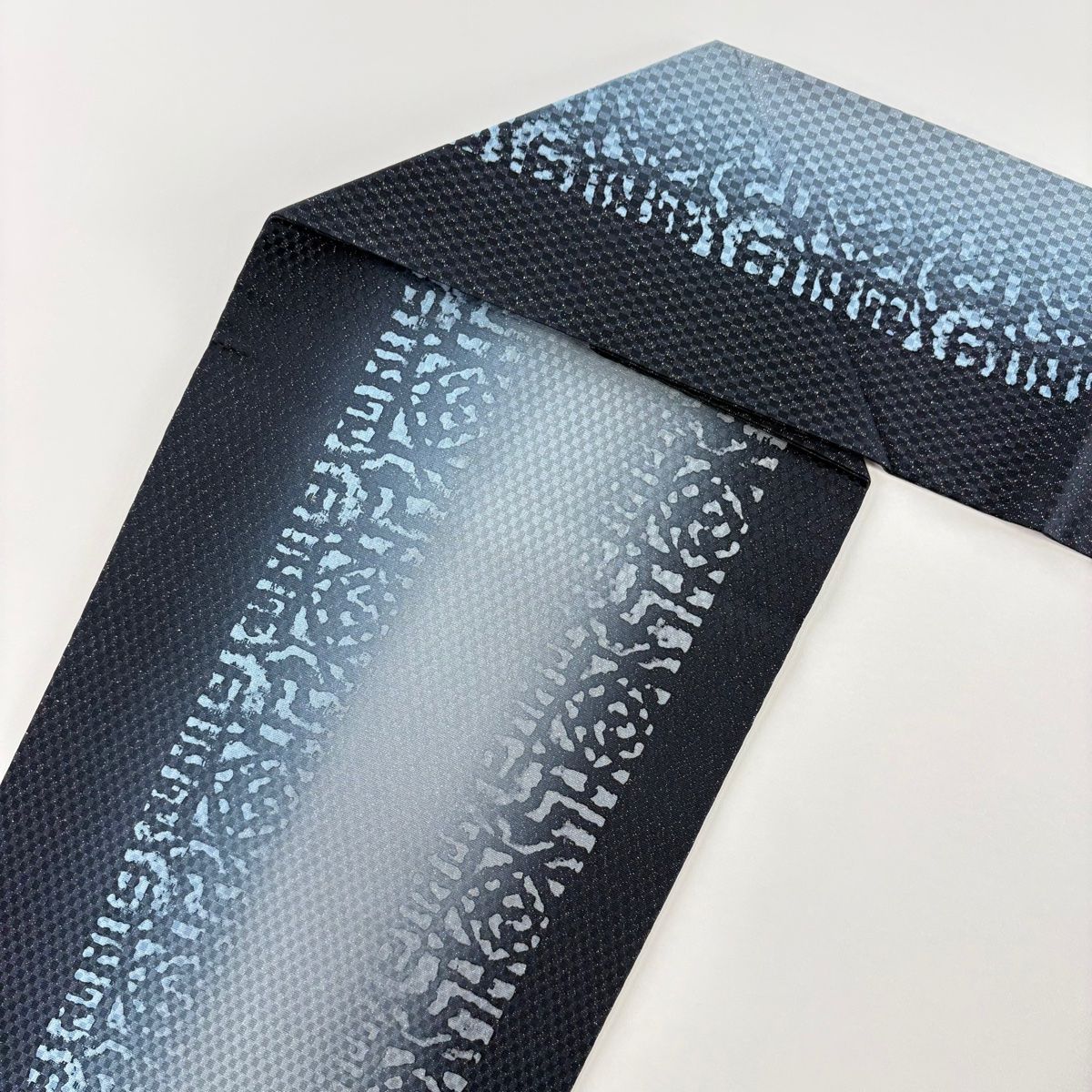  名古屋帯 幾何学模様 銀糸 黒灰 正絹 名古屋帯 帯